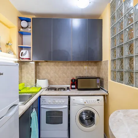 Apartment Raya Top Center 2br